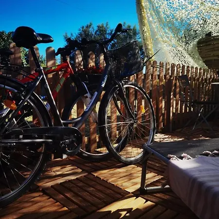 Caenee: Naturist Retreat With Vintage And Jacuzzi Paillote Marseillan (Herault)